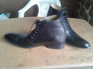 CHAUSSURE
