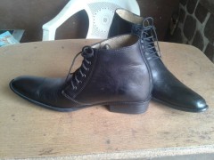 CHAUSSURE