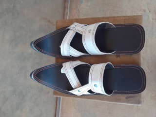 SANDALES