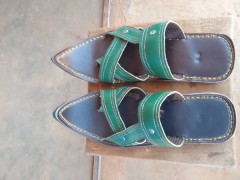SANDALES