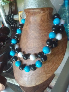 COLLIER